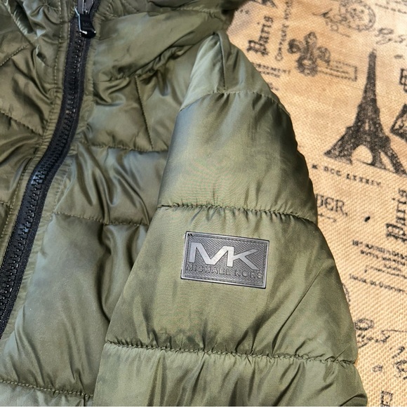 Michael kors kids green olive hooded puffer jacket - Picture 6 of 12